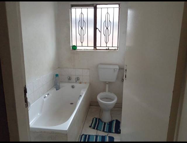 3 BEDROOM PROPERTY TO RENT IN PROTEA GLEN